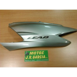 LATERAL TRASERO IZQ HONDA LEAD 100 PLATA